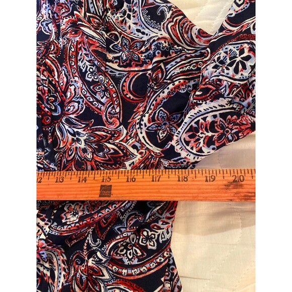 Roz & Ali Blouse Size Large Navy Red Paisley + Stretch Bell Sleeves Casual Top - Picture 9 of 11